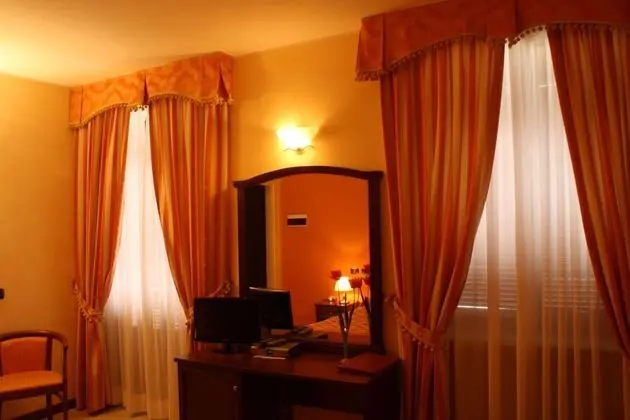 Superior Tek Büyük veya İki Ayrı Yataklı Oda