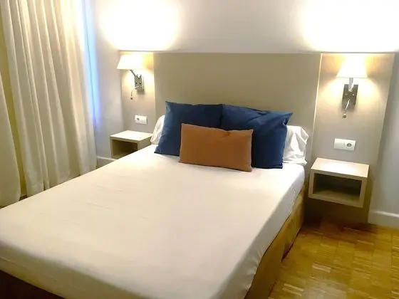 Deluxe Büyük Yataklı Tek Kişilik Oda