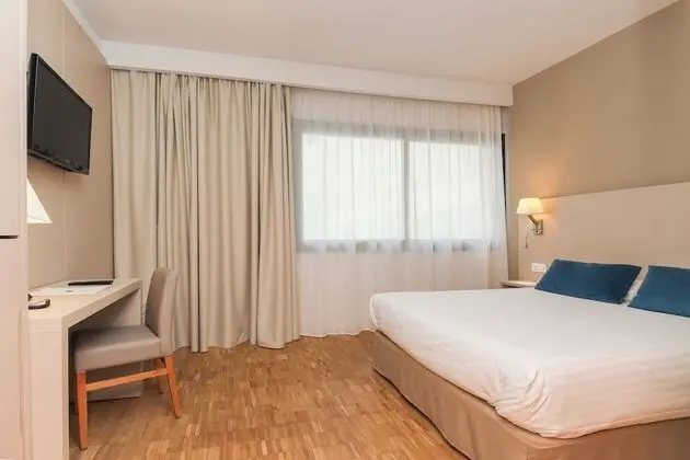Deluxe Dört Kişilik Oda, 1 Yatak Odası