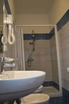 Üç Kişilik Oda, Balkon