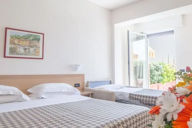 Üç Kişilik Oda, 1 Yatak Odası, Teras, Deniz Manzaralı