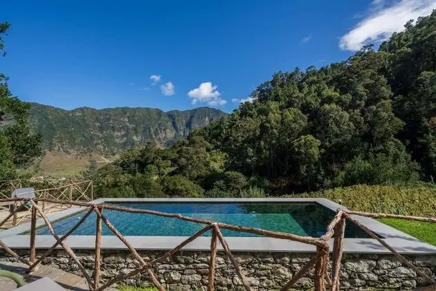 Basic Kır Evi, Birden Çok Yatak