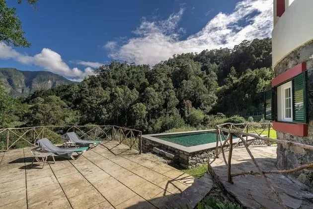 Basic Kır Evi, Birden Çok Yatak