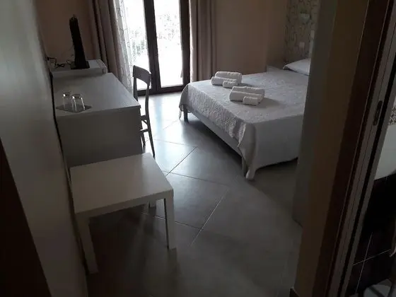 Tek Büyük Yataklı Oda