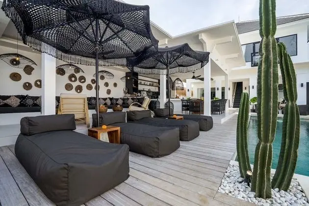 Basic Villa, Birden Çok Yatak