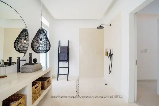 Basic Villa, Birden Çok Yatak
