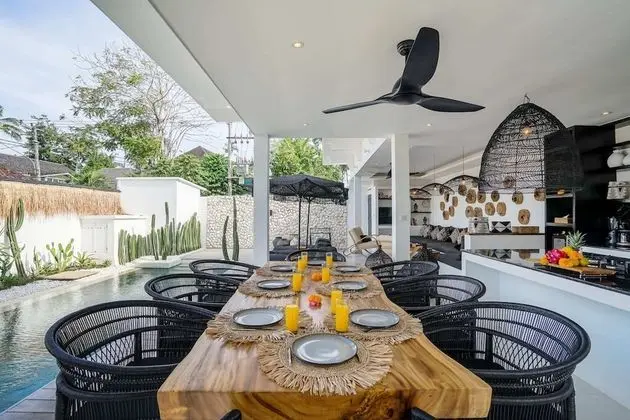 Basic Villa, Birden Çok Yatak