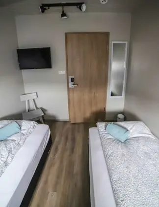 İki Ayrı Yataklı Oda, Ortak Banyo (Small)