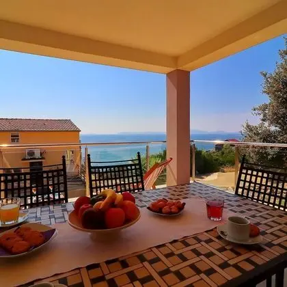 Villa (Five Bedroom Villa with Pool and Sea )
