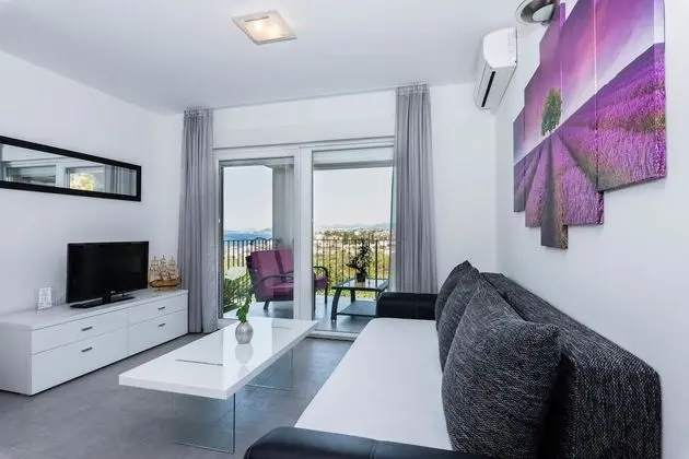 Comfort Apart Daire, Balkon, Deniz Manzaralı