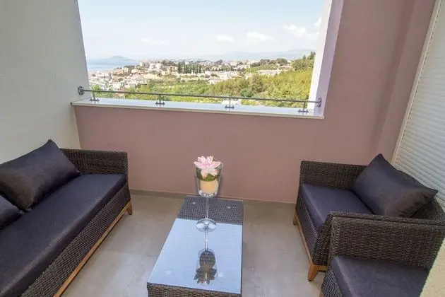 Comfort Apart Daire, Balkon, Deniz Manzaralı