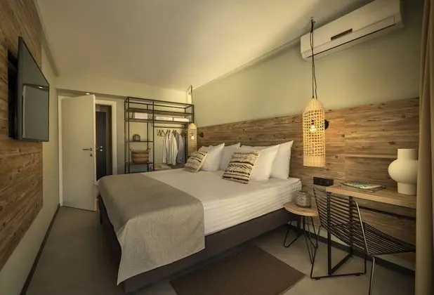[PLACESROOM] for 4 with lounge terrace