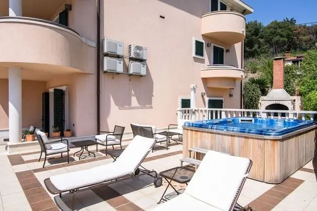 Stüdyo, Teras, Deniz Manzaralı