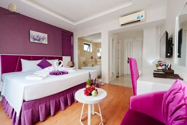 Romantic Tek Büyük Yataklı Oda