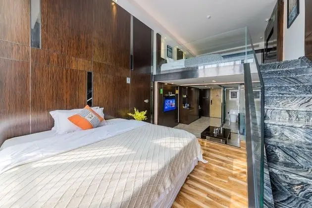 Deluxe Çatı Katı (Loft)