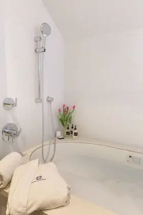The Loft Spa Suite
