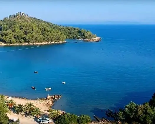 Kır Evi (Two Bedroom House with Terrace)