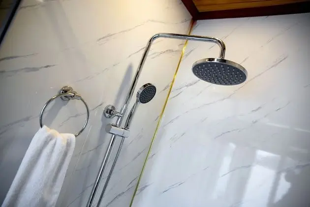 Deluxe Tek Büyük veya İki Ayrı Yataklı Oda, Deniz Manzaralı