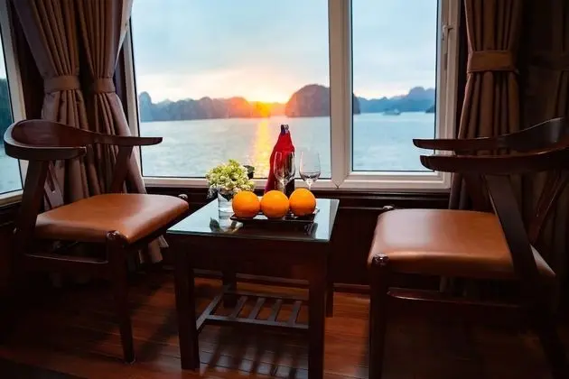Deluxe Üç Kişilik Oda, Deniz Manzaralı