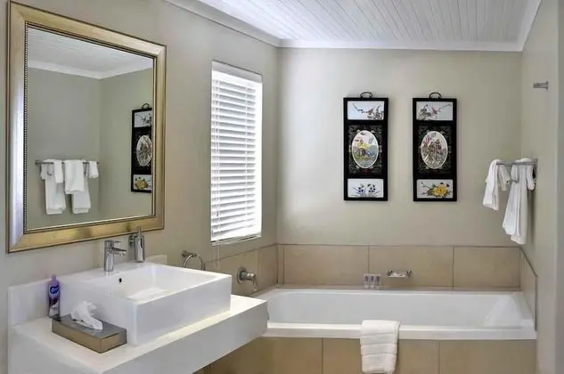 Luxury Tek Büyük veya İki Ayrı Yataklı Oda