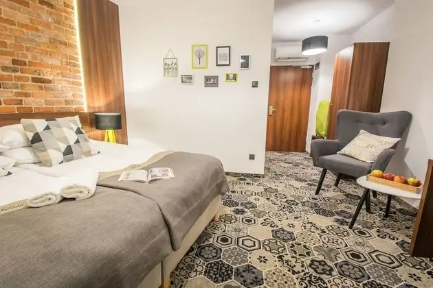 Deluxe Tek Büyük Yataklı Oda