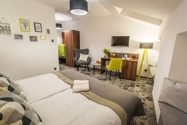 Deluxe Tek Büyük Yataklı Oda