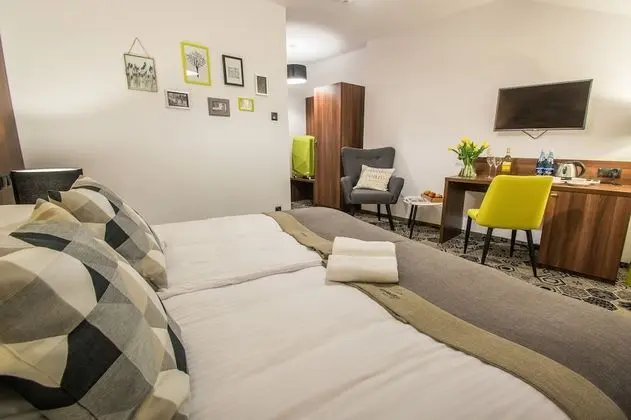 Deluxe Tek Büyük Yataklı Oda