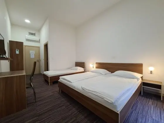 Tek Büyük Yataklı Oda (Sea View)