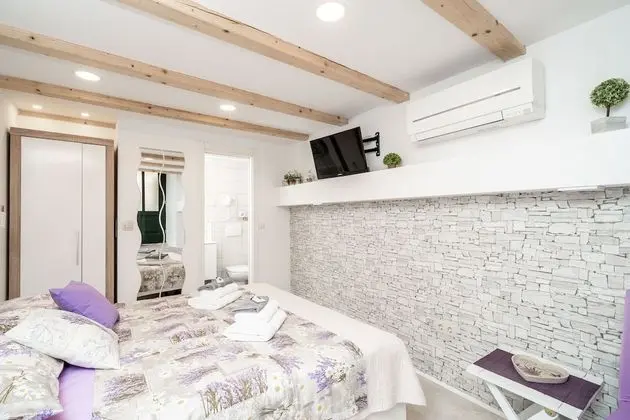 Tek Büyük Yataklı Oda (Double Room (Ground Floor))