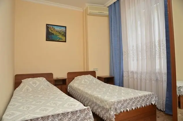 Standard Tek Büyük veya İki Ayrı Yataklı Oda