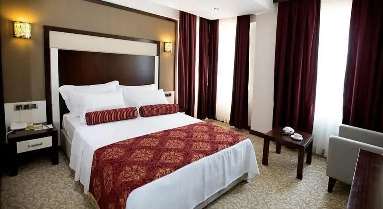 Standart Oda, Şehir Manzaralı