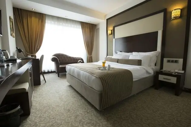 Standart Oda, Şehir Manzaralı