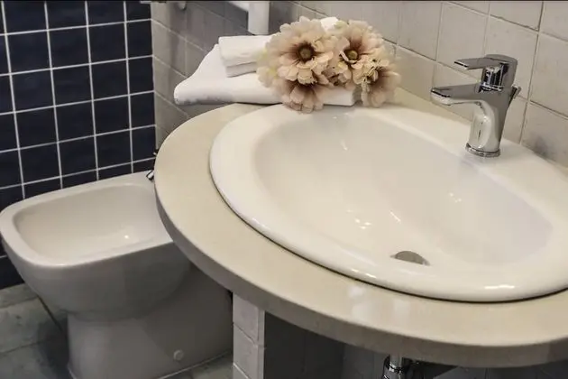 Üç Kişilik Oda, Balkon