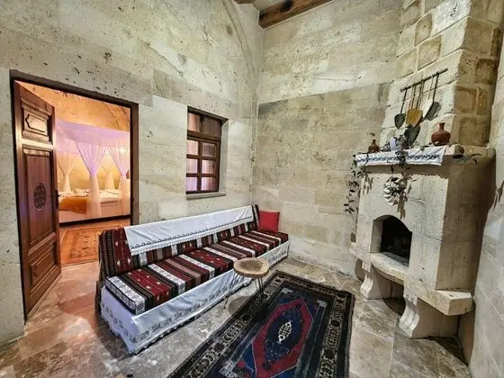 Jakuzili ve Şömineli Suite Oda, Koridor Manzaralı, Şömineli ve Jakuzili