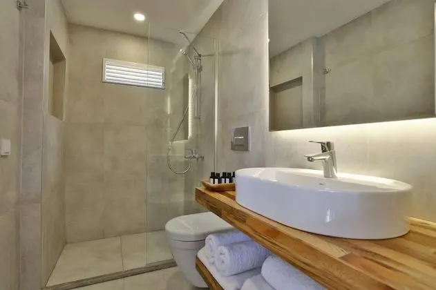 Suite, Deniz veya Bahçe Manzaralı, Verandalı