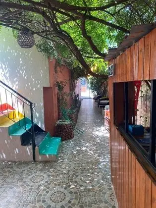 Üç Kişilik Oda