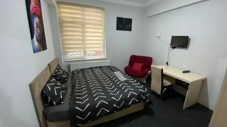 Aile Odası, Şehir Manzaralı
