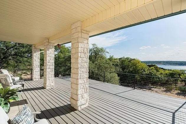 Ev, Birden Çok Yatak, Balkon