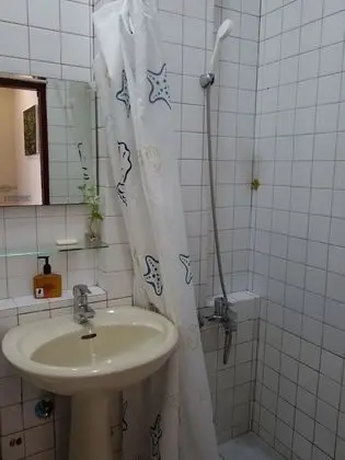 Economy Ortak Ranzalı Oda, Ortak Banyo (No Amenities)