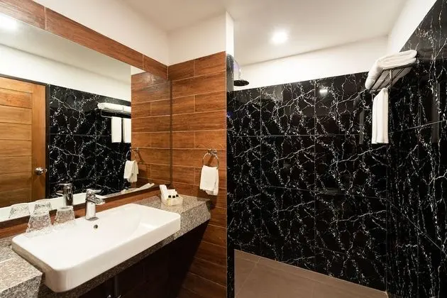 Deluxe Tek Büyük veya İki Ayrı Yataklı Oda