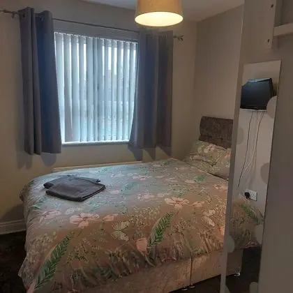 Tek Büyük Yataklı Oda (Small)