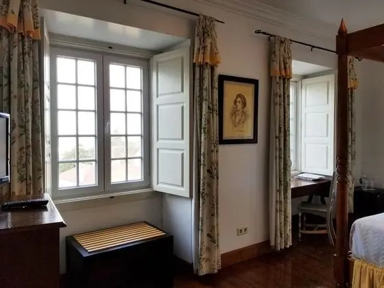 Superior Tek Büyük veya İki Ayrı Yataklı Oda