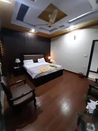 Deluxe Tek Büyük Yataklı Oda