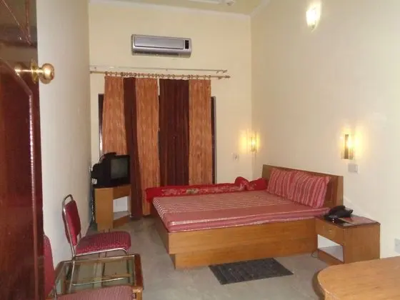 Deluxe Tek Büyük Yataklı Oda, Sigara İçilebilir, Balkon