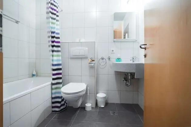 Standard Tek Büyük veya İki Ayrı Yataklı Oda