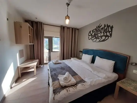 Deluxe Tek Büyük Yataklı Oda, Balkon
