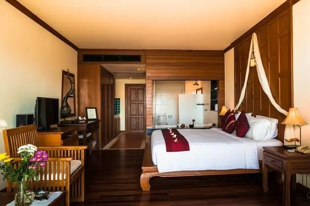 Premium Ocean Room  Pool Access