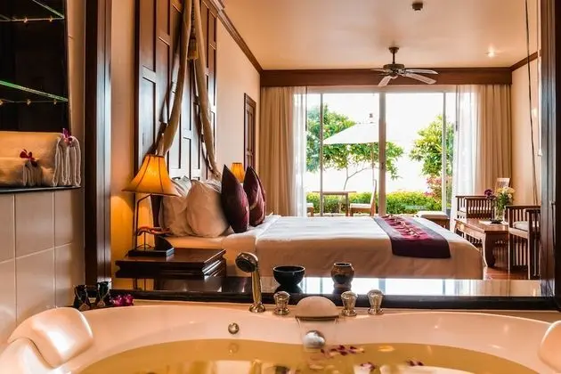 Premium Ocean Room  Pool Access