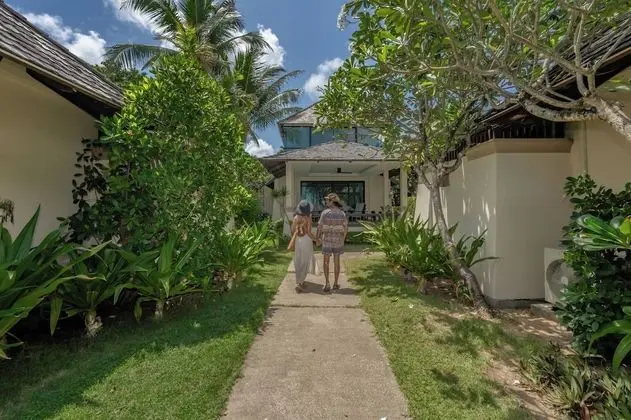 Beach Villa - Free Airport Shuttle