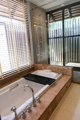 Beach Villa - Free Airport Shuttle